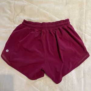 LIKE NEW, LULULEMON SHORTS